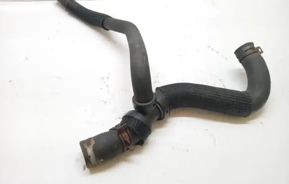Ford Mustang V Engine coolant pipe/hose AR33-8B273-BB