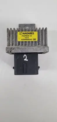 Renault Megane III Glow plug pre-heat relay 8200859243