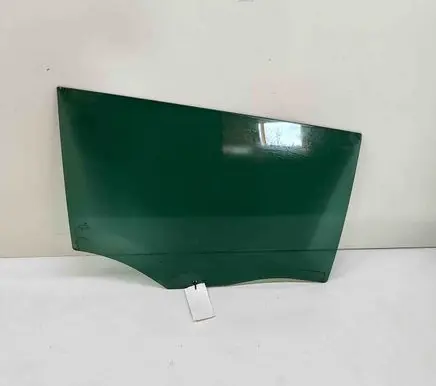 Volkswagen PASSAT B8 Rear door window glass 43R011090 3G9845026E