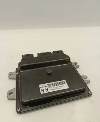 Nissan Qashqai+2 Engine control unit/module A56Z90