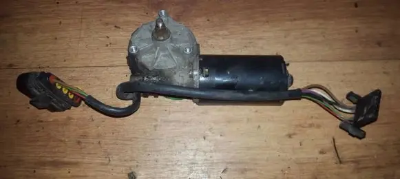 Wiper motor