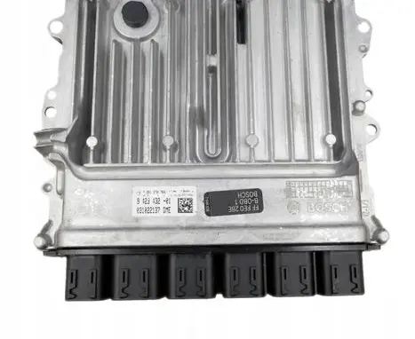 BMW 4 F32 F33 Engine control unit/module 031022137