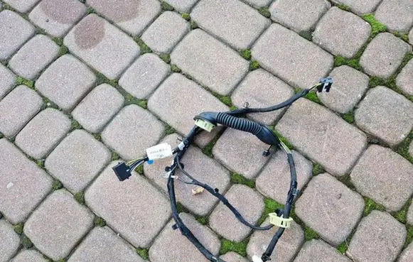 Opel Insignia B Tailgate/trunk wiring harness 39195581