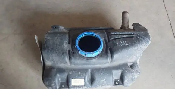 Toyota Aygo AB40 Fuel tank 771000H050