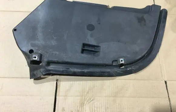 Mercedes-Benz E C207 W207 Trunk boot underbody cover/under tray A2076100008