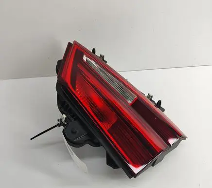 BMW X2 F39 Tailgate rear/tail lights 7465510