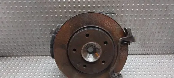 Mercedes-Benz A W168 Front wheel hub spindle knuckle 6814