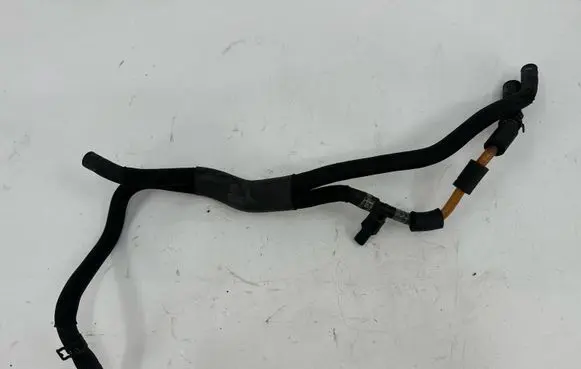 Volkswagen Touareg II Fuel line/pipe/hose 059130300EA
