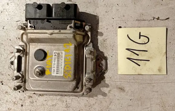 Suzuki SX4 Engine control unit/module 3392055L10