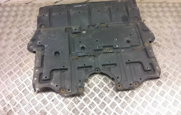 Lexus GS 300 350 430 450H Engine splash shield/under tray 51441-30401