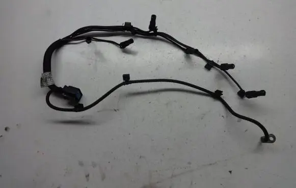 BMW 3 F30 F35 F31 Fuel injector wires 