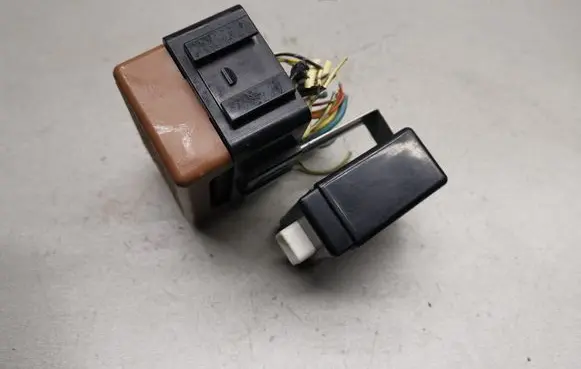 Suzuki Wagon R+ Other control units/modules 3886083E50 388608E3