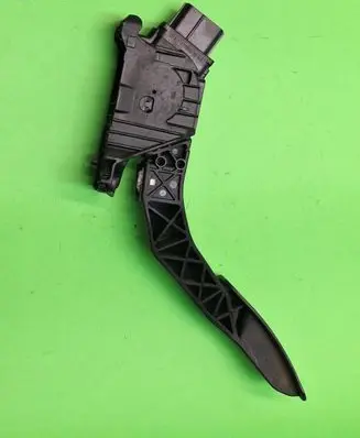 Volkswagen Golf VII Accelerator throttle pedal 5Q2723503D 6PV01062105 080915185008