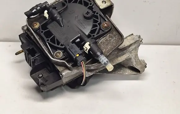 Ford S-MAX Fuel filter housing 1040354S01 9685414080