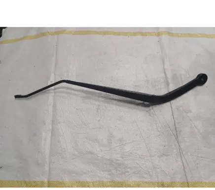 BMW X5 F15 Front wiper blade arm 7304072