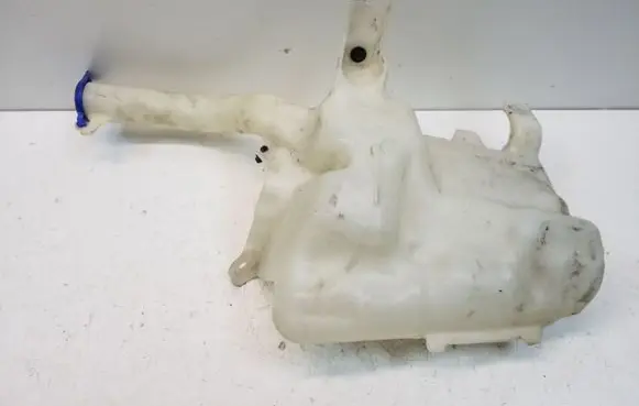Ford Fusion II Windshield washer fluid reservoir/tank DS7317B613
