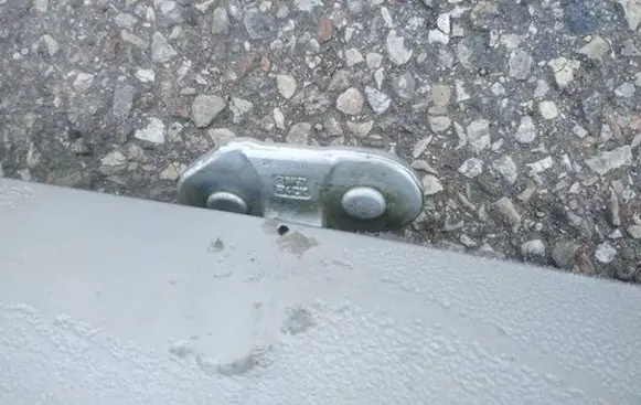 BMW 1 E81 E87 Tailgate/trunk/boot hinge