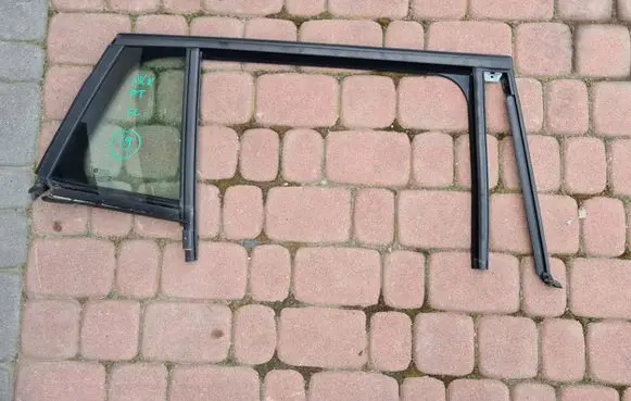 Opel Astra K Sliding door window/glass 