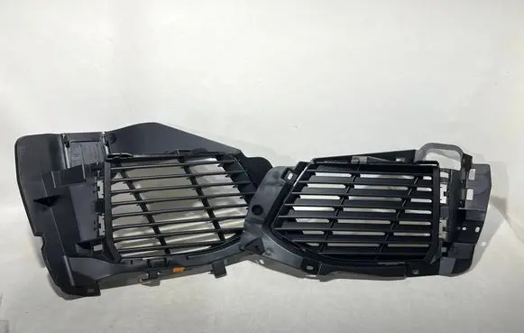 Peugeot 3008 II Front bumper lower grill 9810870377