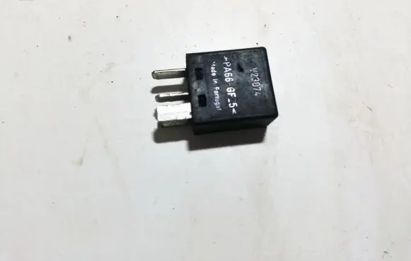 Ford Mondeo Mk III Other relay 2w9314b192ba 033932c