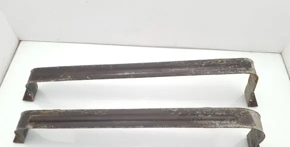 Lancia Voyager Fuel tank mounting bracket