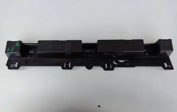 BMW 4 F36 Gran coupe Sill supporting ledge 7320205 51777320205