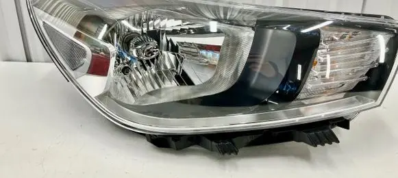 KIA Rio Headlight/headlamp 92102H8