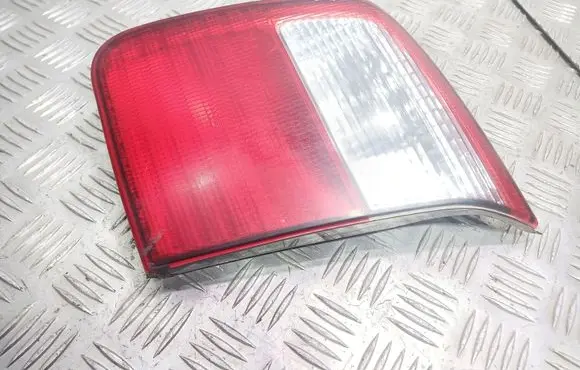 Subaru Forester SF Tailgate rear/tail lights 0539