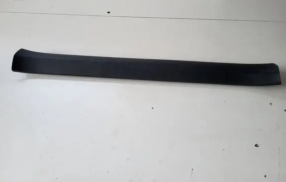 Toyota Verso Front sill trim cover 679140F020