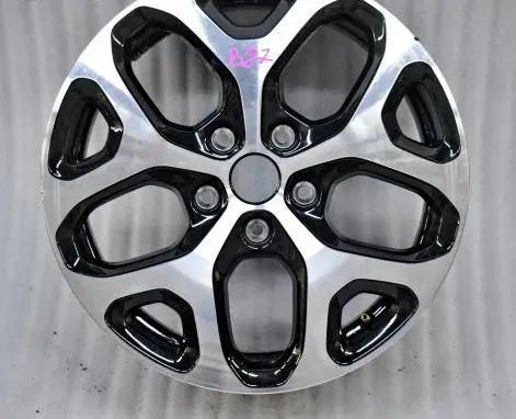 Renault Dacia Duster R17 alloy rim 
