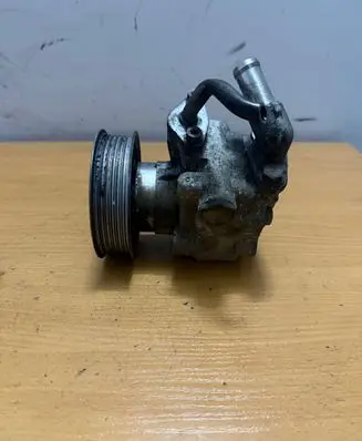 Volkswagen Crafter Power steering pump 2E0422145B