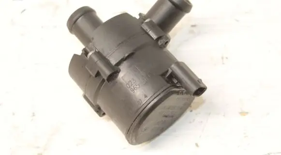 Volkswagen Golf VII Electric auxiliary coolant/water pump 5G0965209