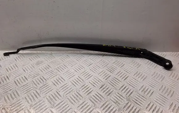 Toyota Verso Front wiper blade arm 852110F030 315820
