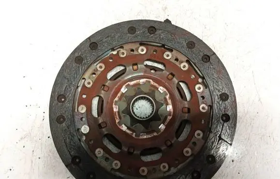 Ford Mondeo Mk III Clutch pressure plate 2s717550ca 2s71-7550-ca