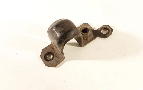 Mazda 6 Sway bar bush bracket, front 