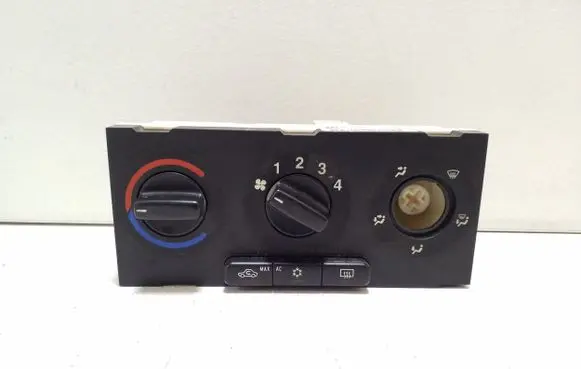 Opel Zafira A Climate control unit 024420732 B5690