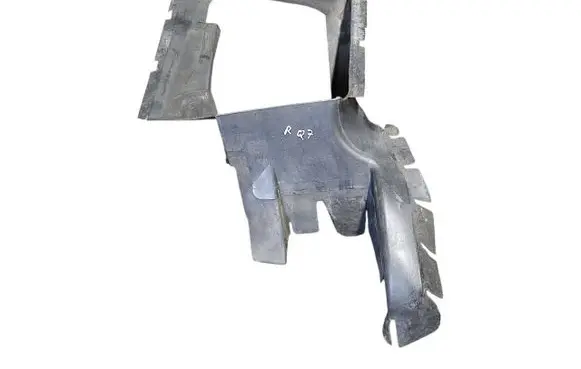 Audi Q7 4L Intercooler air channel guide 4L0117336B
