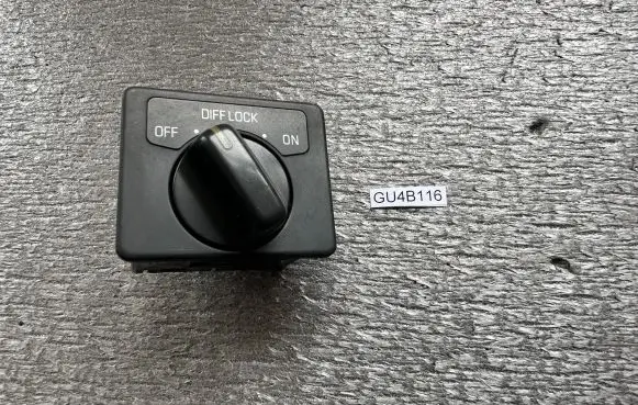 Nissan Patrol Y61 Differential lock switch 25535VD200