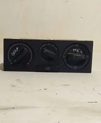 Volkswagen Golf IV Climate control unit