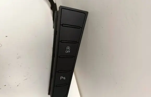 Volkswagen PASSAT B7 Parking (PDC) sensor switch 3AB9272238K