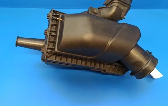 Air filter box