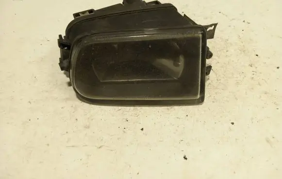 BMW 5 E39 Front fog light 37030999