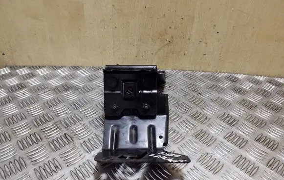 Jaguar XF X250 ABS pump bracket 8X232D190A