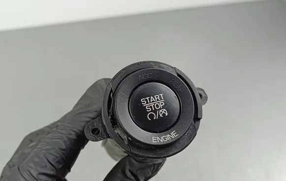 Jeep Grand Cherokee Engine start stop button switch C00H140130 04T4082