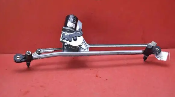 BMW X5 E70 Front wiper linkage and motor 7046570