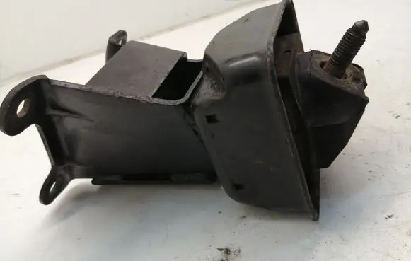 Ford Transit Engine mount bracket