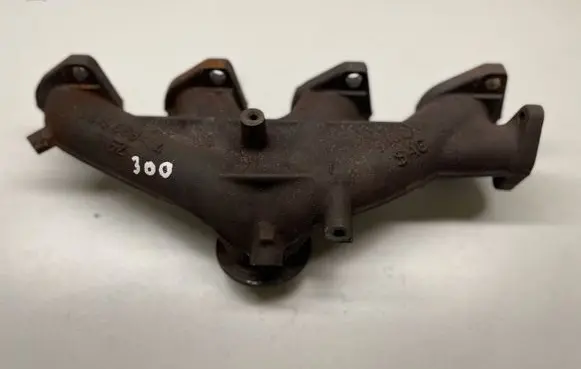 BMW X1 F48 F49 Exhaust manifold 8519889 11628519889