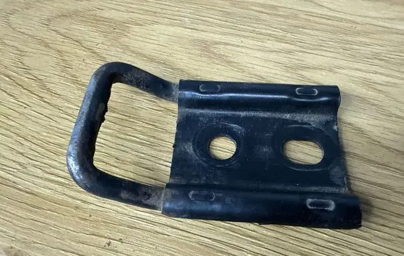 Peugeot Partner Rear door lock loop/hook striker 0713