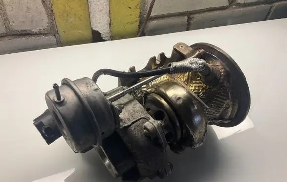 Porsche Cayenne (9Y0 9Y3) Turbo 06M145702N 06M145P02 53039700641