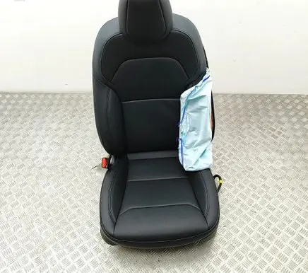 Tesla Model Y Juniper Front driver seat 2700020E1A